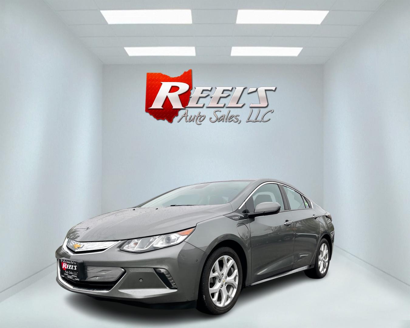 2017 Gray /Black Chevrolet Volt Premier (1G1RB6S5XHU) with an 1.5L I4 DOHC 16V Plug In Hybrid engine, Automatic transmission, located at 11115 Chardon Rd. , Chardon, OH, 44024, (440) 214-9705, 41.580246, -81.241943 - Photo#0